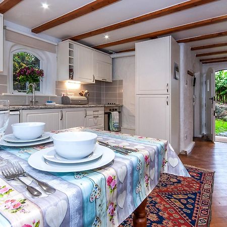 Wisteria Lodge - Qc1677 Cilgwm 外观 照片